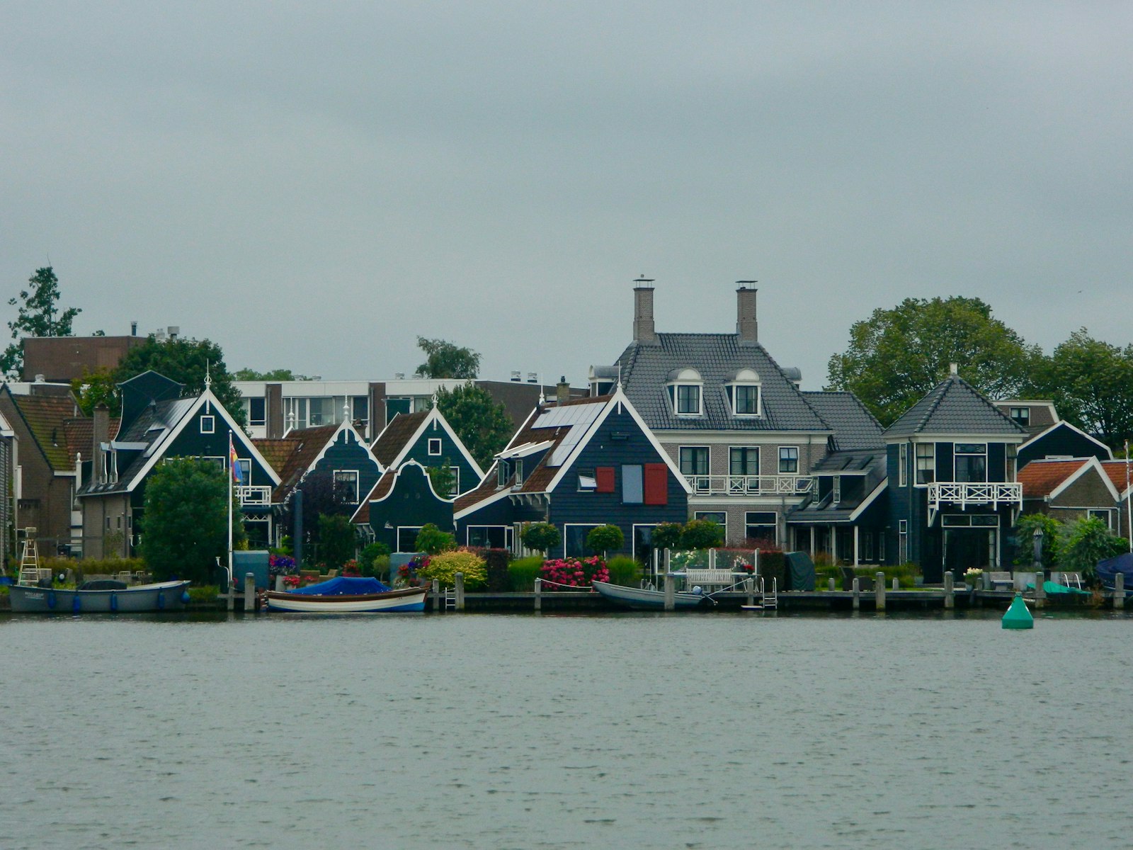 Roof repair Huntington Harbour — waterfront custom estates