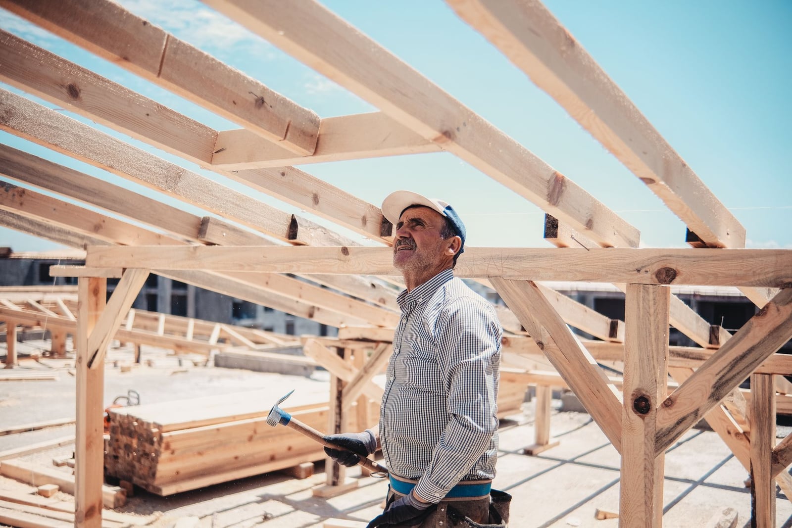 Inspecting a wooden roof frame structure